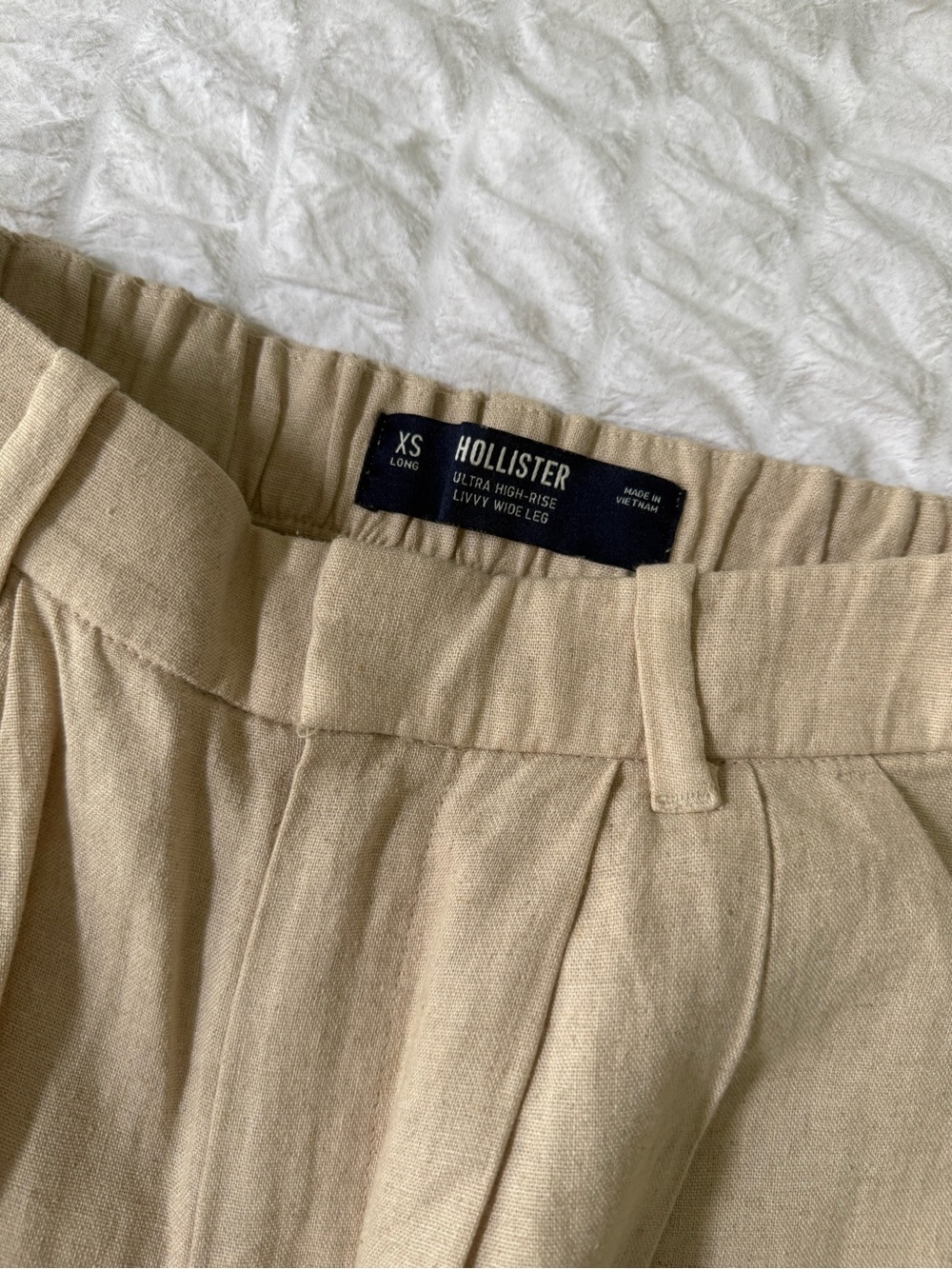Hollister Linen Pants - Picture 2 of 2